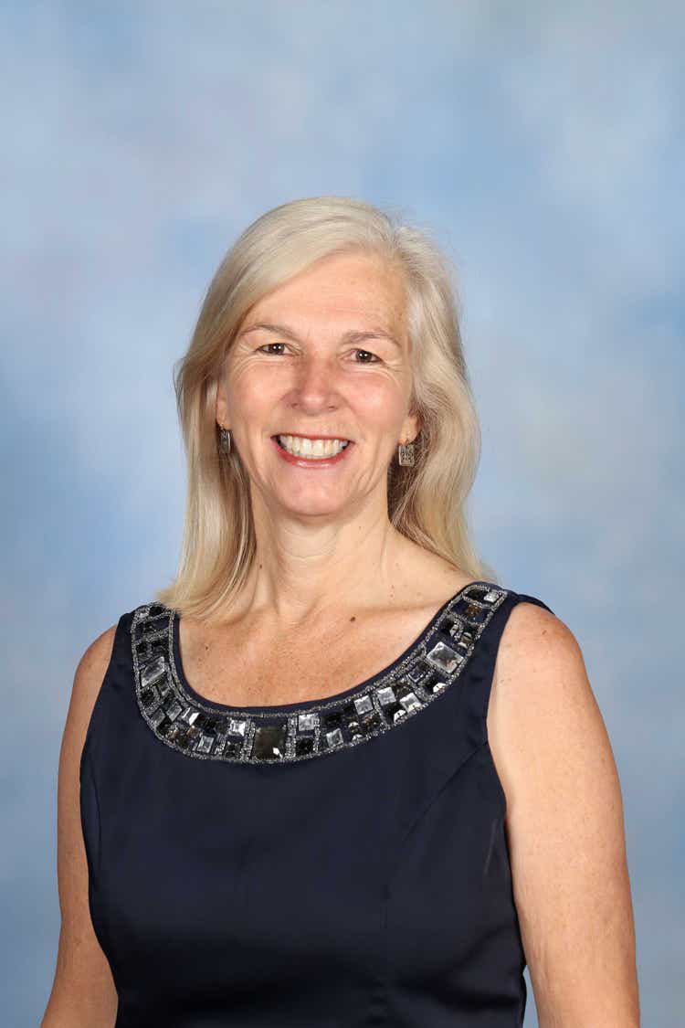 Portrait of our Principal Jennifer Boyall